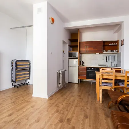 Marina Standard شقة غدينيا